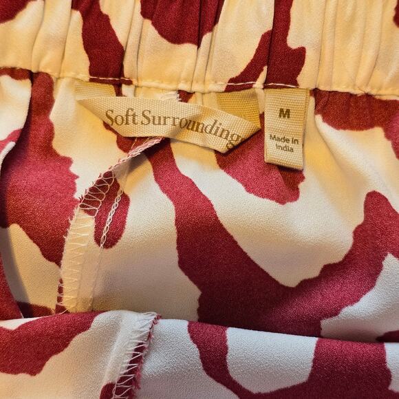 Soft Surroundings Wide Leg Pullon Pants Womens Size Medium Red White Print - Picture 3 of 9